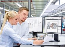 Рішення для шафи керування Pogo Pin